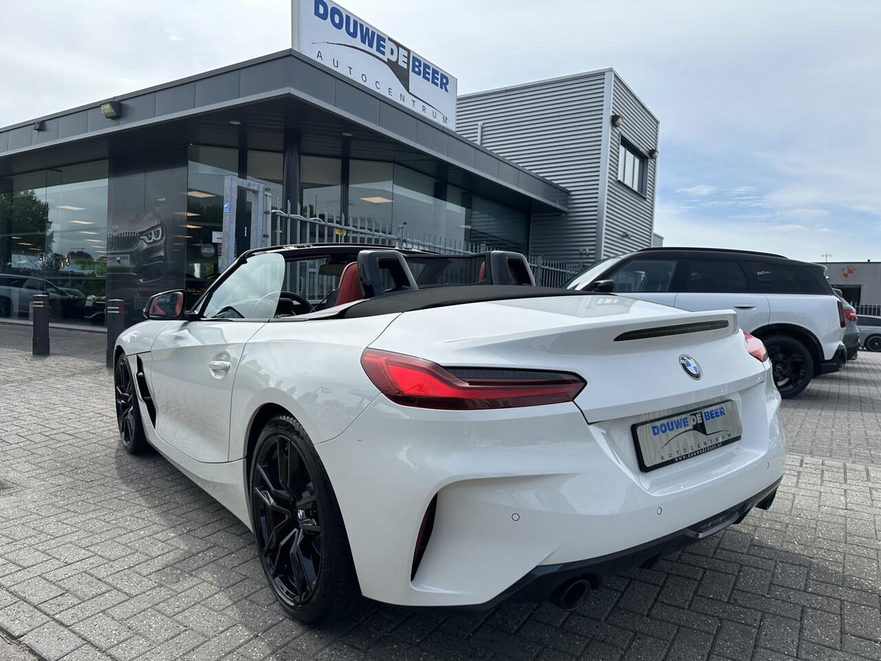 BMW Z4 Roadster sDrive20i M-sport Harman Kardon | Connected Prof. | Rood interieur
