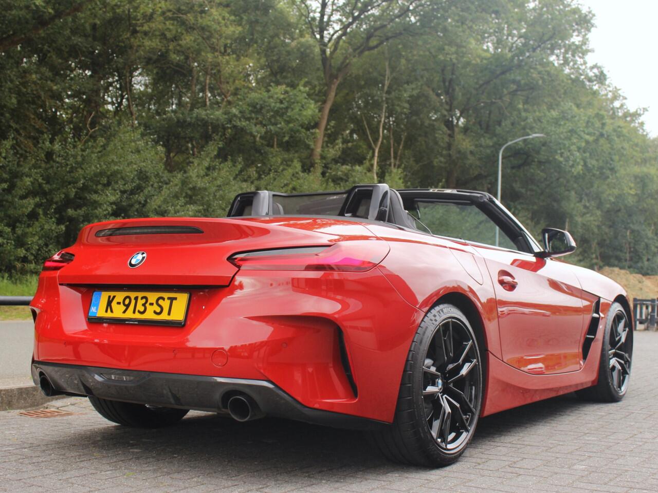BMW Z4 Roadster sDrive20i M-Sport Keyless 19 Inch