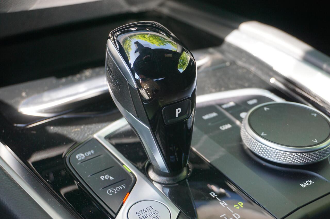 BMW Z4 Roadster M40i M Sportremsysteem Blau | M Sportdifferentieel | Adaptief M Onderstel | BMW Head-Up Display | HiFi System