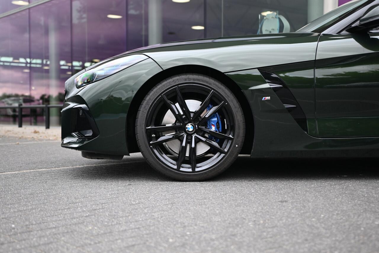 BMW Z4 Roadster sDrive30i High Executive M Sport Automaat / M Sportstoelen / Achteruitrijcamera / Stuurverwarming / Adaptieve LED / Active Cruise Control / Comfort Access