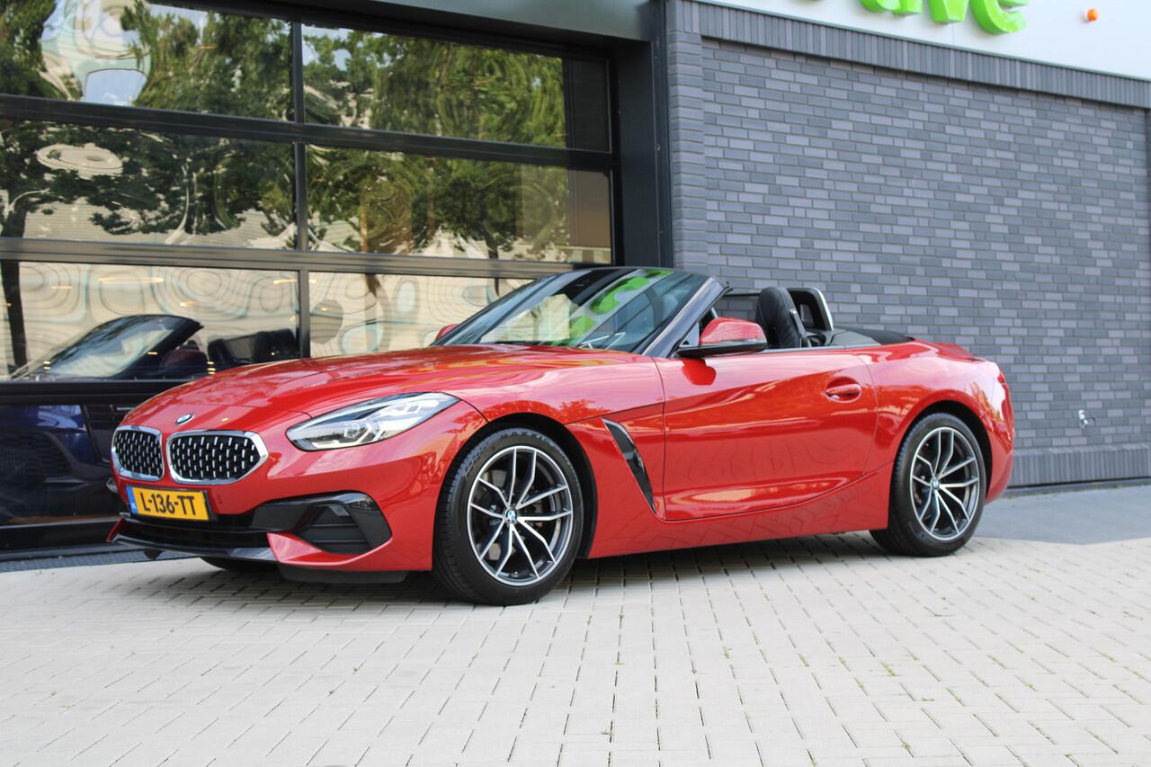 BMW Z4 Roadster sDrive20i High Executive | STOELVERWARMING | SFEER | CARPLAY | LEDER |