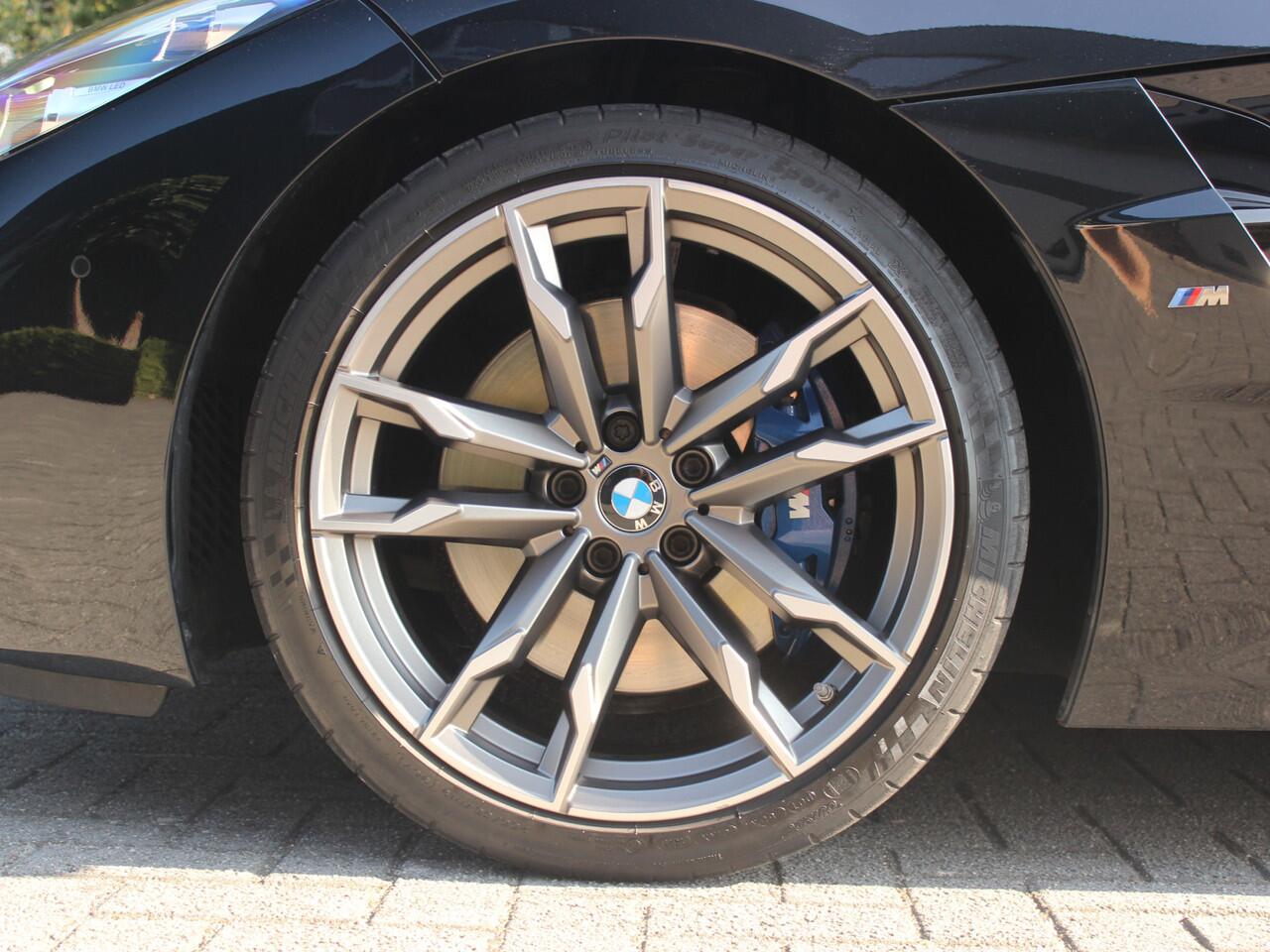 BMW Z4 Roadster M40i High Executive Zwart