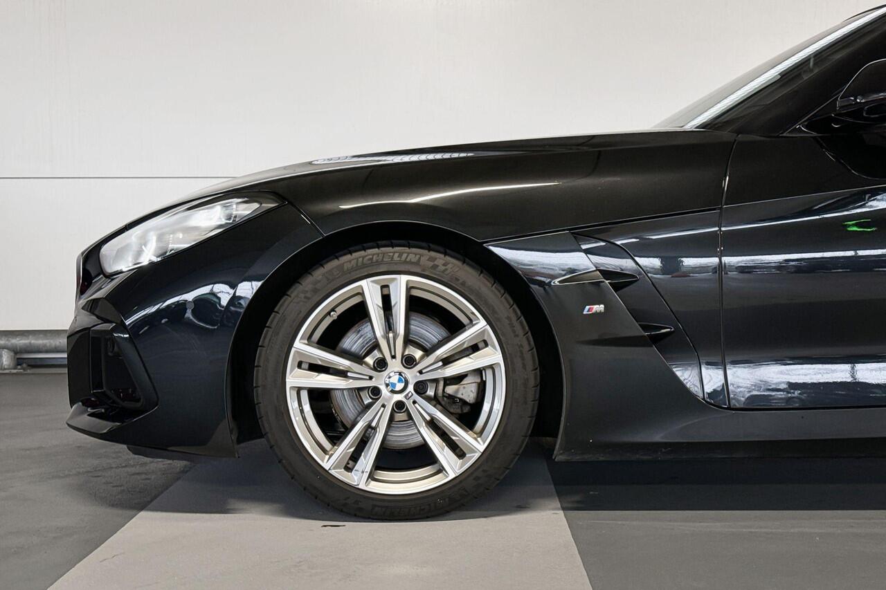 BMW Z4 sDrive20i High Executive | Selections