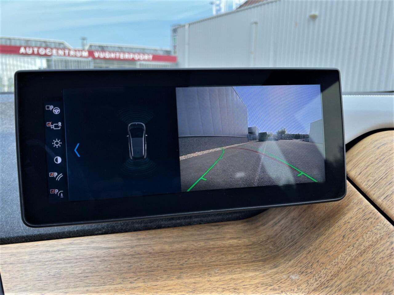 BMW i3 Sport 120Ah 42 kWh Sunroof/Leder/Carplay/20"/W-Pomp/3-fase