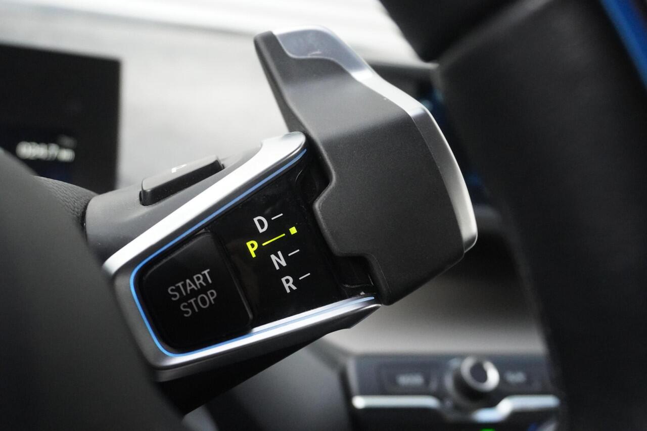 BMW i3 Sportpakket | Comfort pack advanced | Alarmsysteem klasse 3 | 20 inch LM Dubbelspaak | Extra getint glas achter