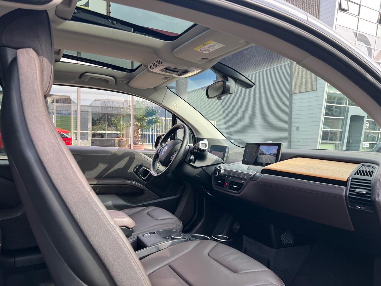 BMW i3 Sport 120Ah 42 kWh Sunroof/Leder/Carplay/20"/W-Pomp/3-fase