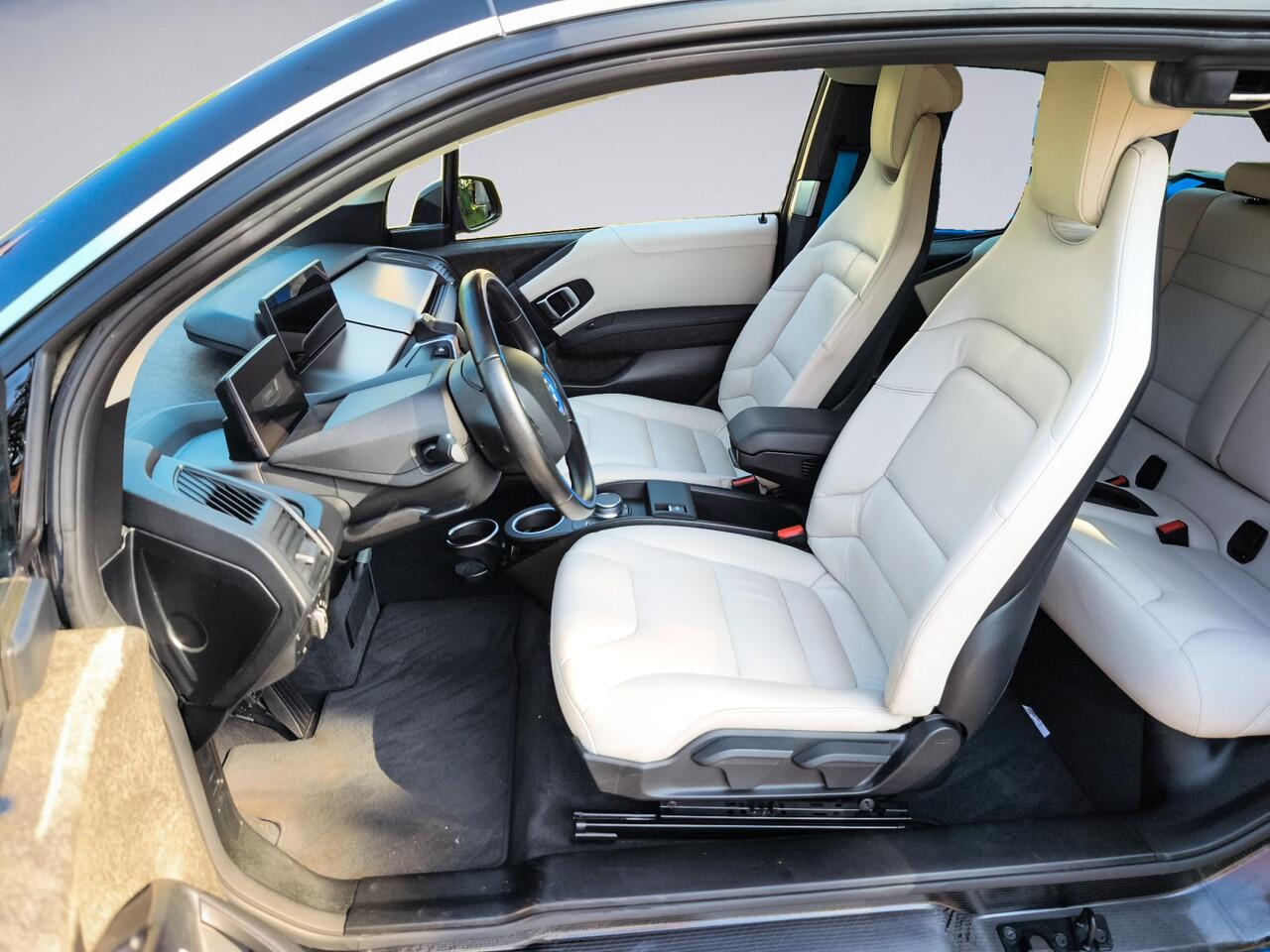 BMW i3 Executive Edition 120Ah 42 kWh 3-Fase Dealer-Onderh. BOVAG-Garantie. NL-Auto..