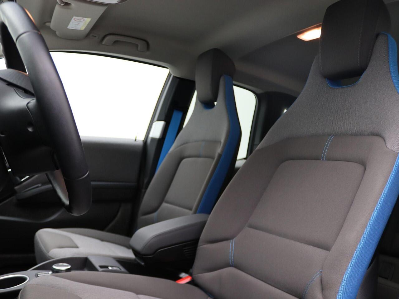 BMW i3 S 120Ah 42 kWh Harman-Kardon | Warmtepomp | Driving Assistant Plus | 20"