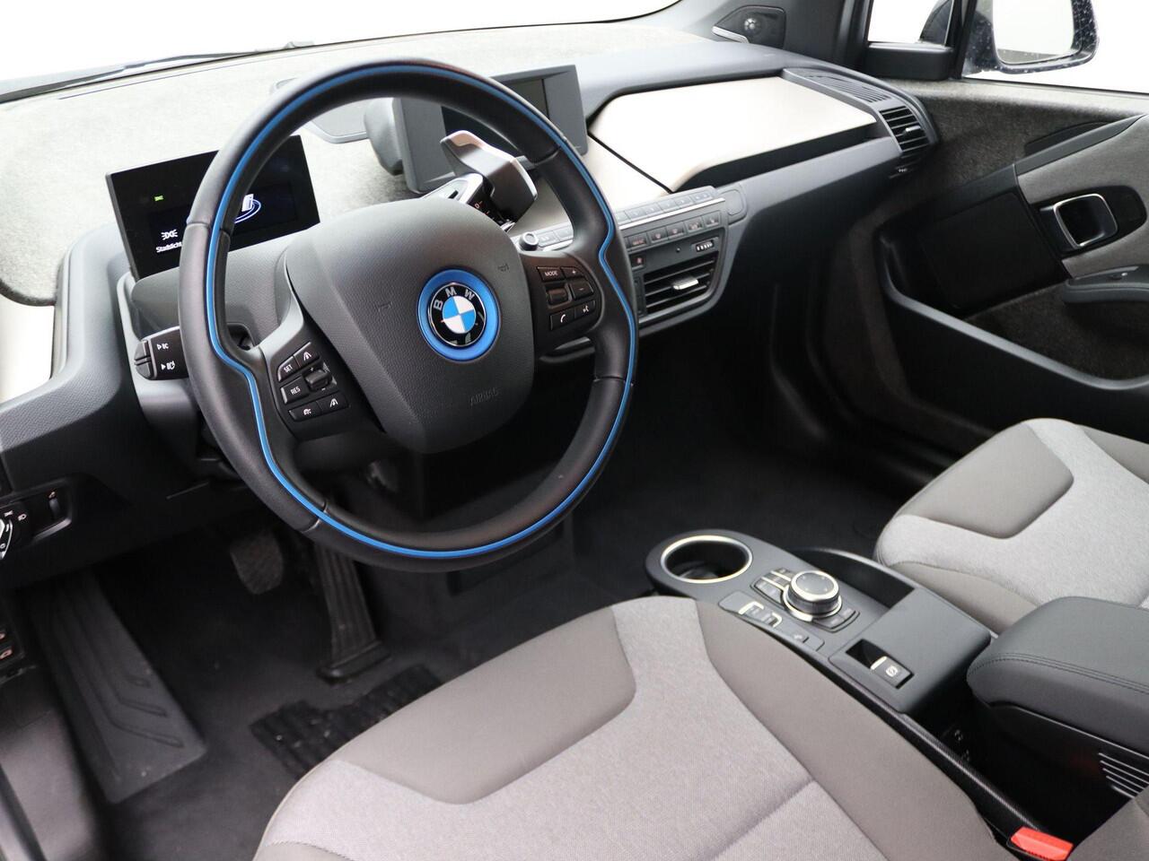 BMW i3 S 120Ah 42 kWh Harman-Kardon | Warmtepomp | Driving Assistant Plus | 20"