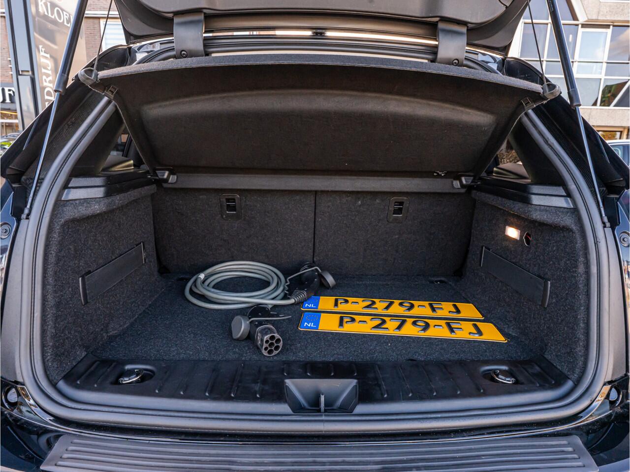 BMW i3 Basis 120Ah 42 kWh ORG NL WARMTEPOMP LED STOELVERW 19 INCH CRUISE PDC