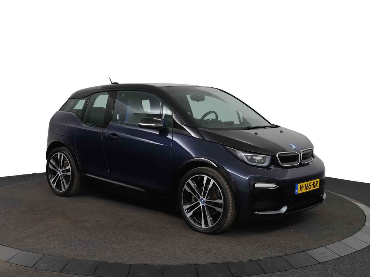 BMW i3 S Executive Edition 120Ah 42 kWh | voorstoelen verwarmd | achteruitrijcamera | warmtepomp | parkeersensor voor/achter |