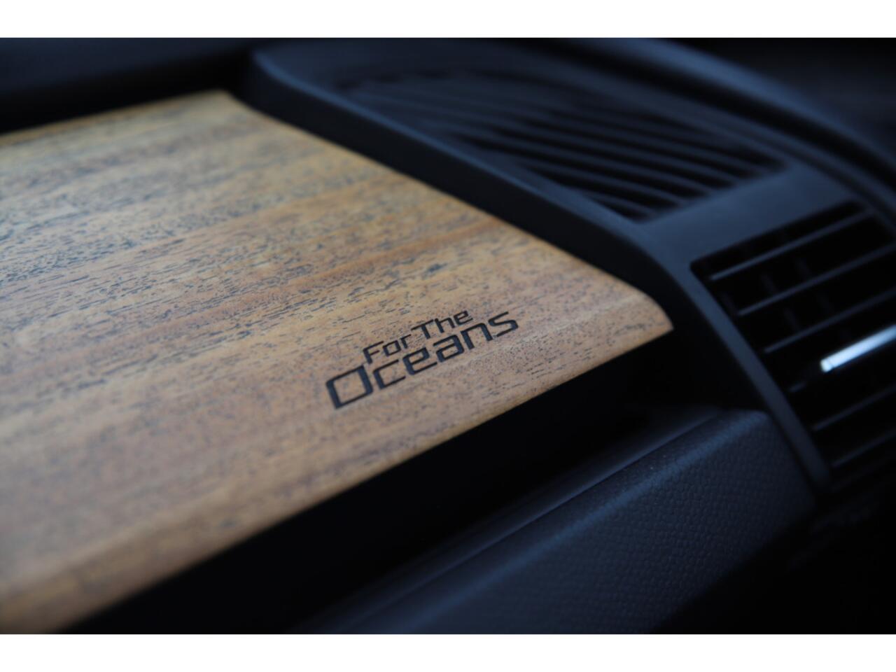 BMW i3 120Ah 42 kWh"For The Oceans"/W-pomp/20"Jet-black/Camera/3-fase/Led