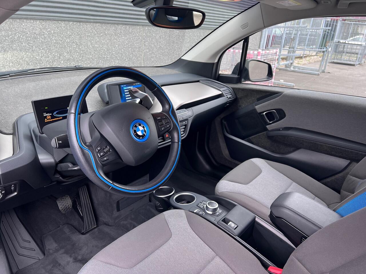 BMW i3 120Ah 42 kWh /Warmtepomp/33.000kmLED/All-season19"/Cruise/3-Fase