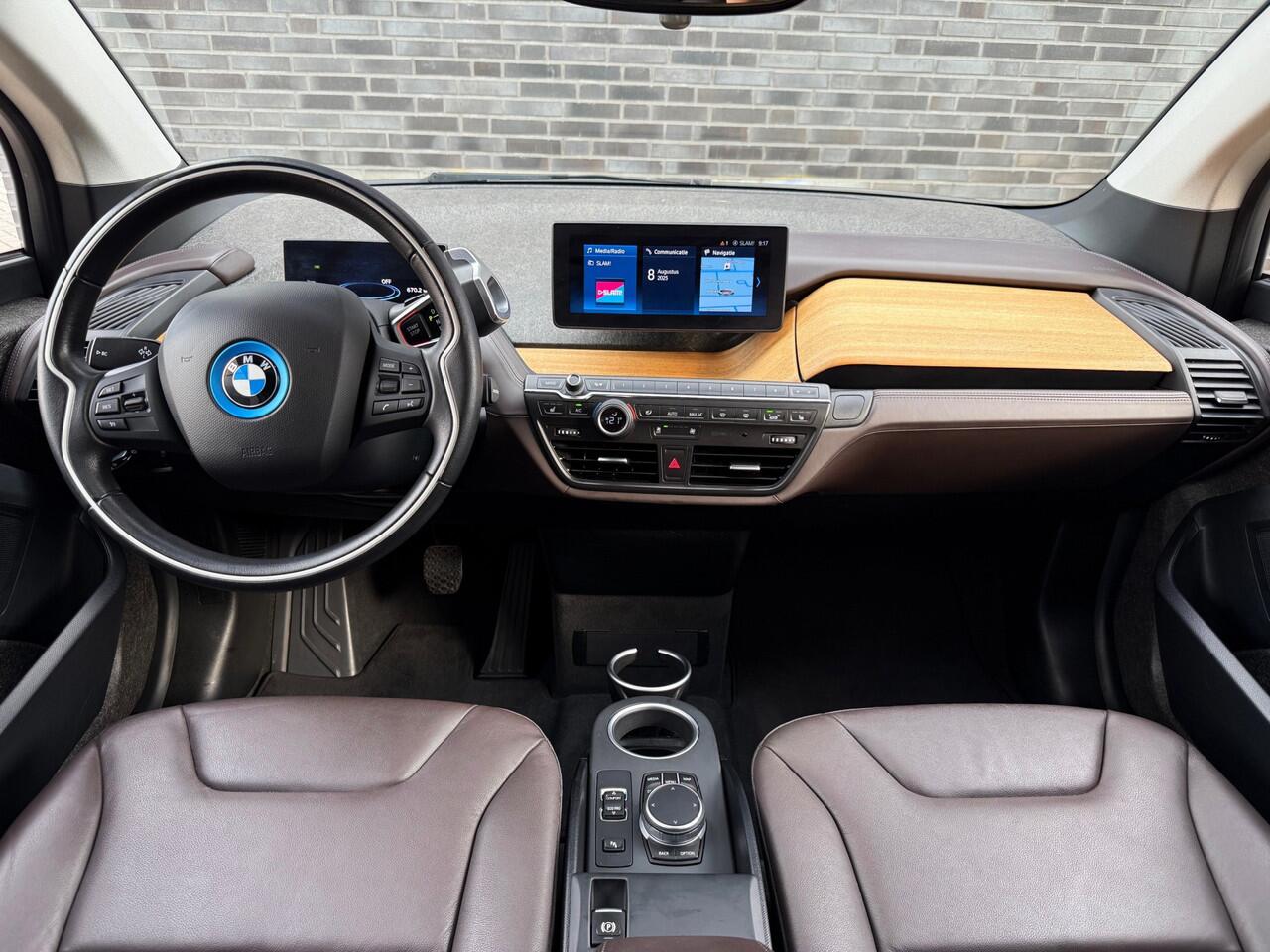 BMW i3 Sport 120Ah 42 kWh Sunroof/Leder/Carplay/20"/W-Pomp/3-fase
