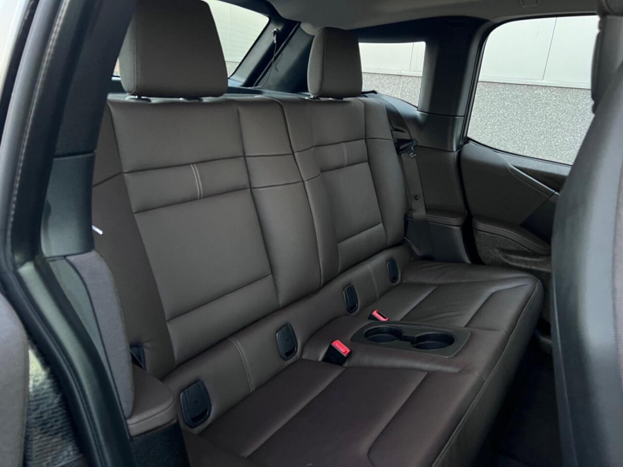 BMW i3 120Ah 42 kWh/*Unique Forever*/Leder/Carplay/W-pomp/3-fase/20"