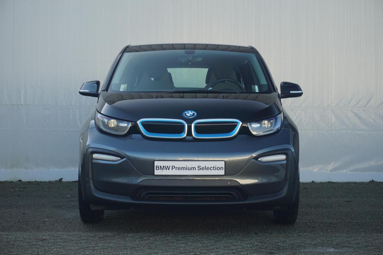 BMW i3 Executive Edition 120Ah 42 kWh | Comfort pakket / Achteruitrijcamera / Stoelverwarming / Parkeersensor voor & achter