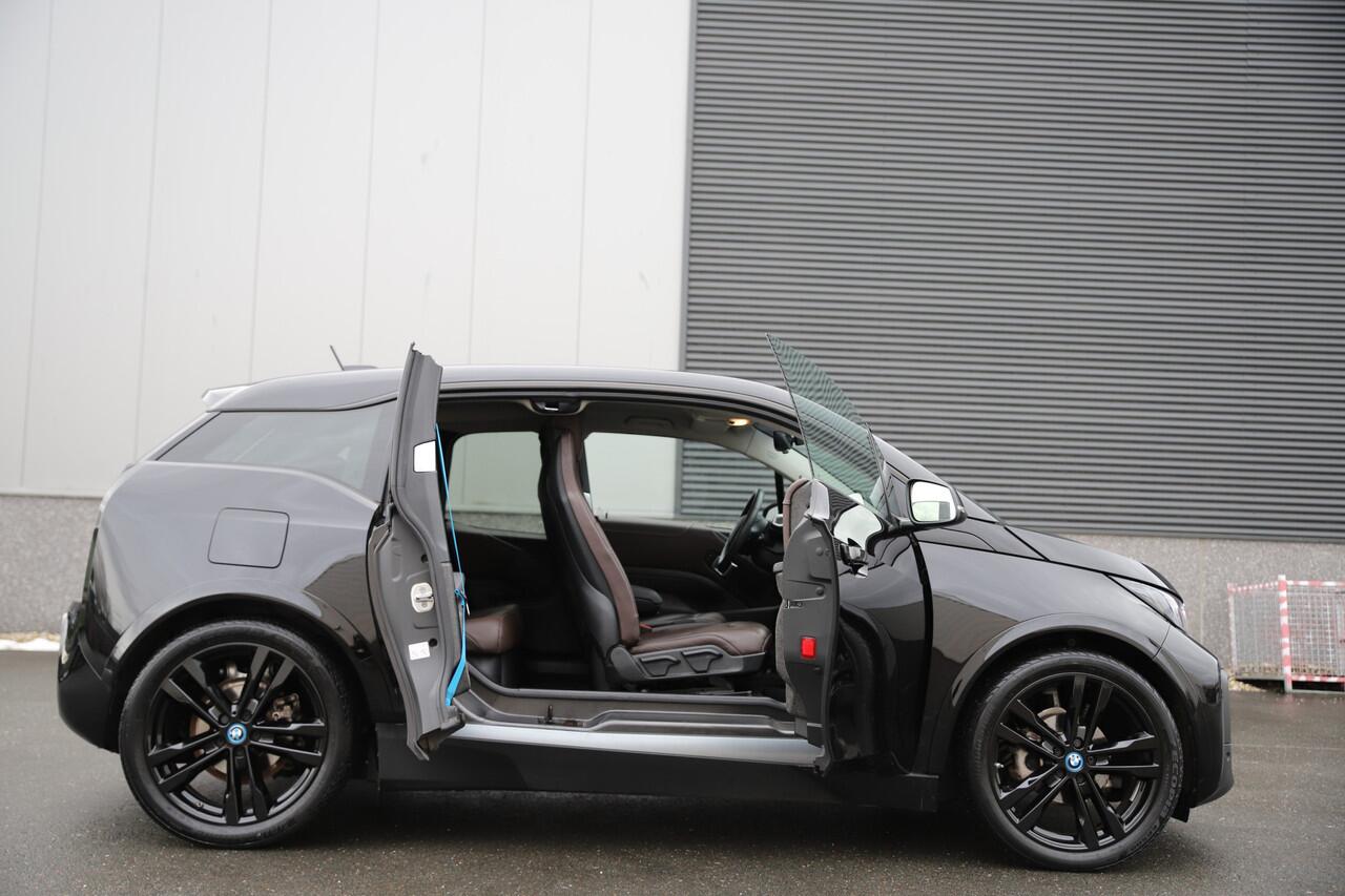 BMW i3 Executive 120 Ah 42kWh*Dark Shadow*/Leder/W-Pomp/1e eig./Camera/3-fase/20"