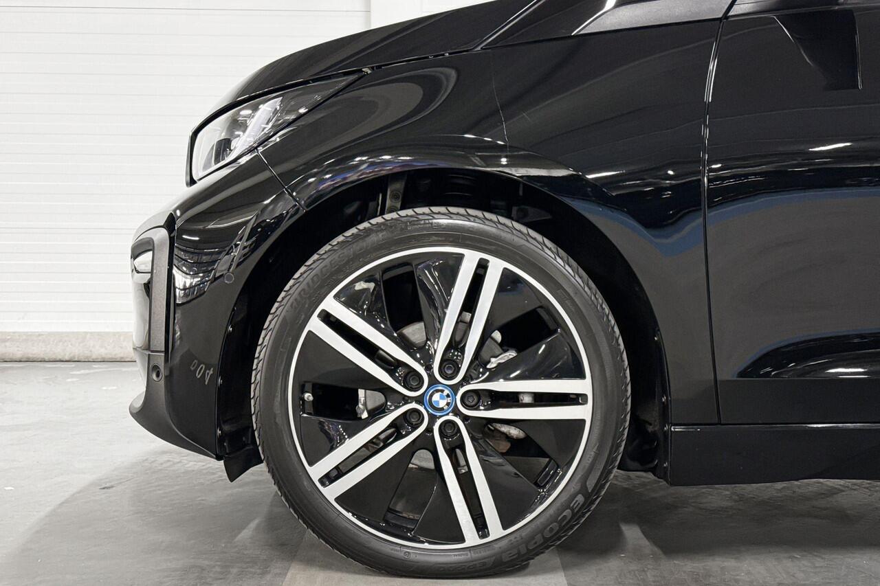 BMW i3 Executive Edition 120Ah 42 kWh | Selections