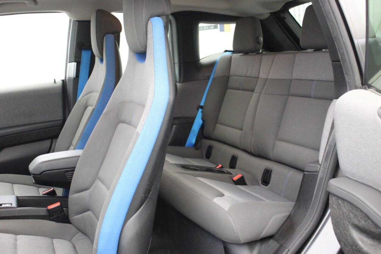 BMW i3 S 120Ah 42 kWh For The Oceans Edition - Navi, Camera, Cruise, Stoelverw. SOH 96%