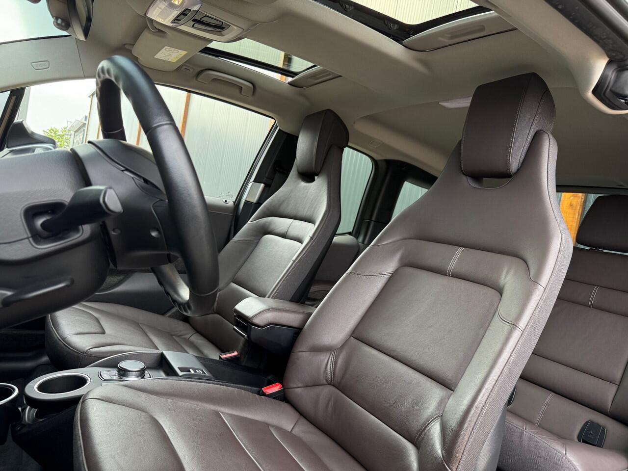 BMW i3 Sport 120Ah 42 kWh Sunroof/Leder/Carplay/20"/W-Pomp/3-fase