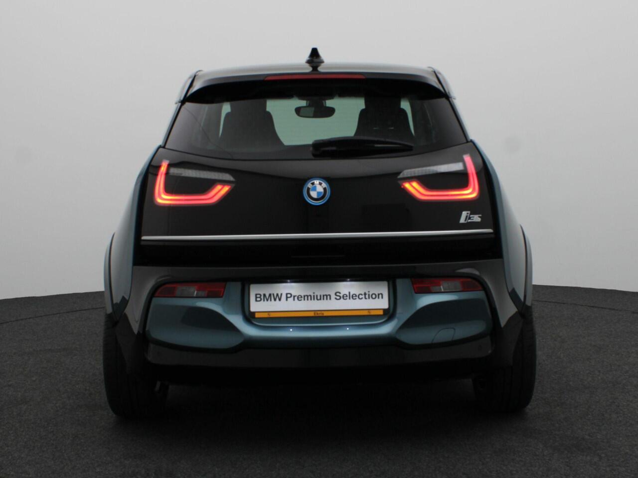 BMW i3 S 120Ah 42 kWh Harman-Kardon | Warmtepomp | Driving Assistant Plus | 20"
