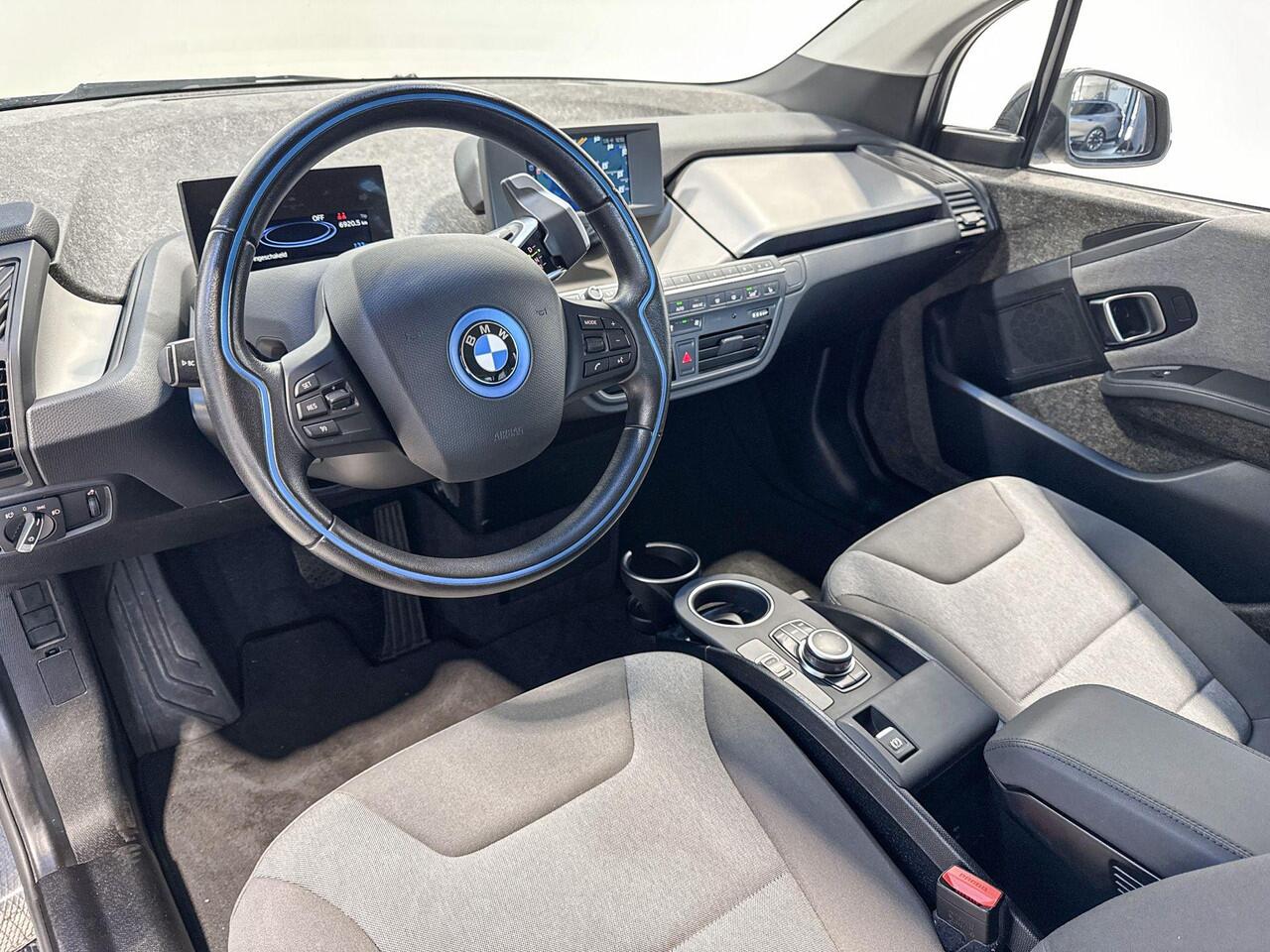 BMW i3 Basis 120Ah Comfort Pack Advanced | Selections