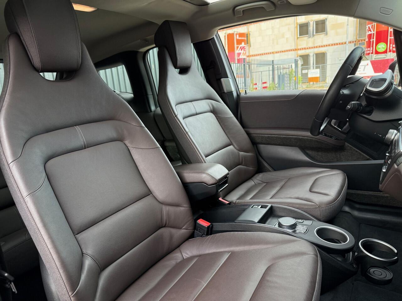 BMW i3 Sport 120Ah 42 kWh Sunroof/Leder/Carplay/20"/W-Pomp/3-fase