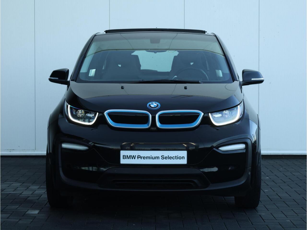 BMW i3 Business Edition Plus 120Ah 42 kWh Sportpakket / Harman Kardon / Panoramadak / Achteruitrijcamera /
