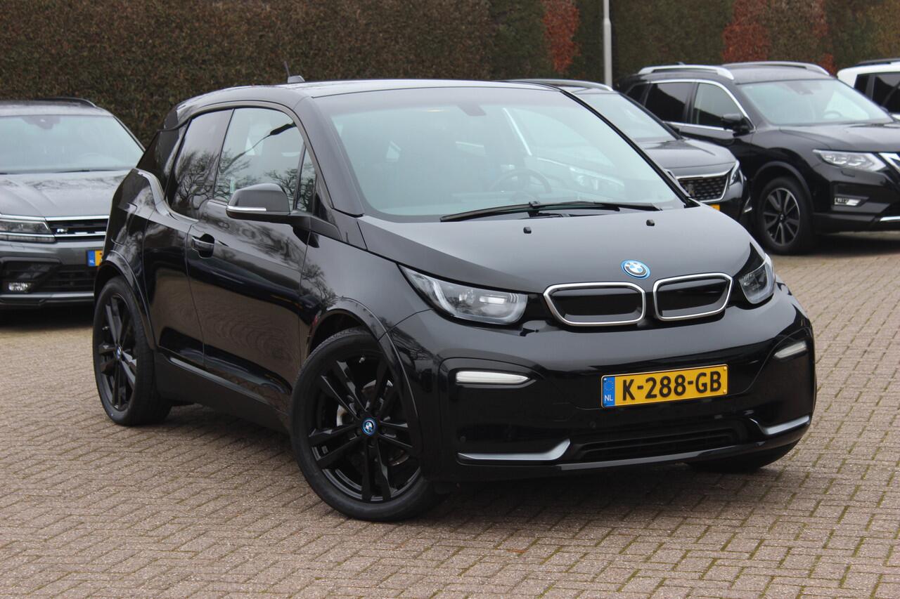 BMW i3 S Dark Shadow Edition 120Ah 42 kWh / SOH 90,4% / Camera / Navigatie / 20'' / Stoelverwarming / DAB / LED / Cruise Control