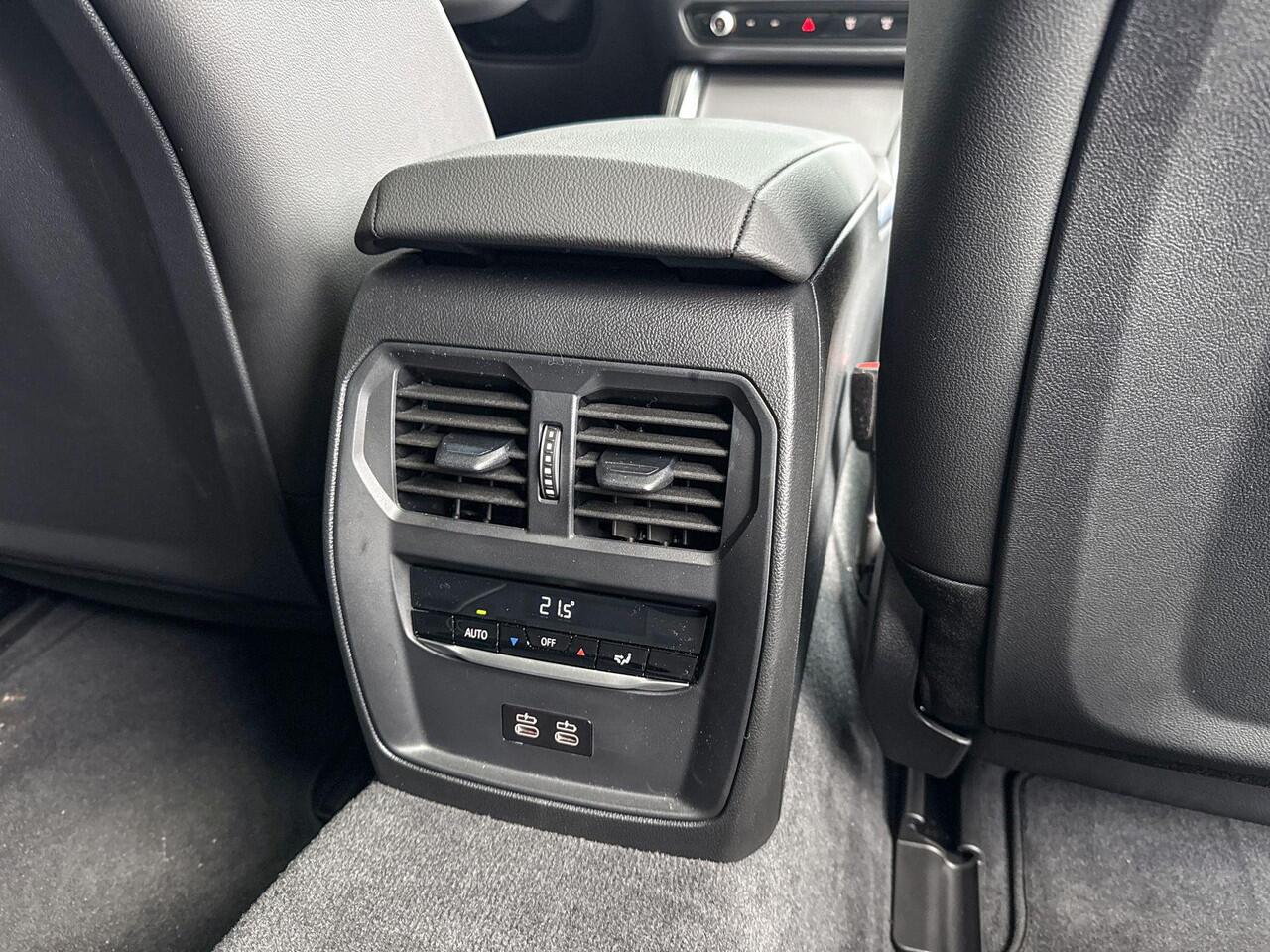 BMW i4 eDrive35 M Sportpakket Pro / Comfort Pack / Schuif-/kanteldak / Achteruitrijcamera