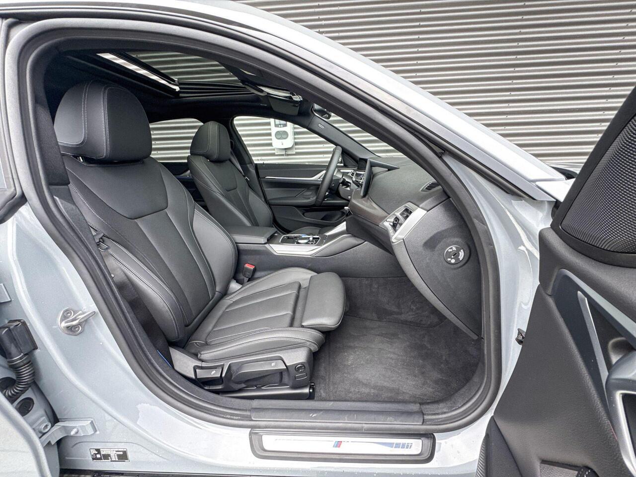 BMW i4 eDrive35 M Sportpakket Pro / Comfort Pack / Schuif-/kanteldak / Achteruitrijcamera