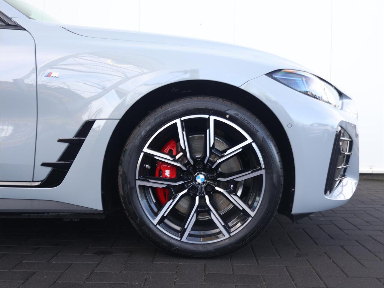 BMW i4 eDrive35 M Sport Edition | M Sportpakket Pro | Innovation Pack| Comfort Pack | Trekhaak | Showroom Selection