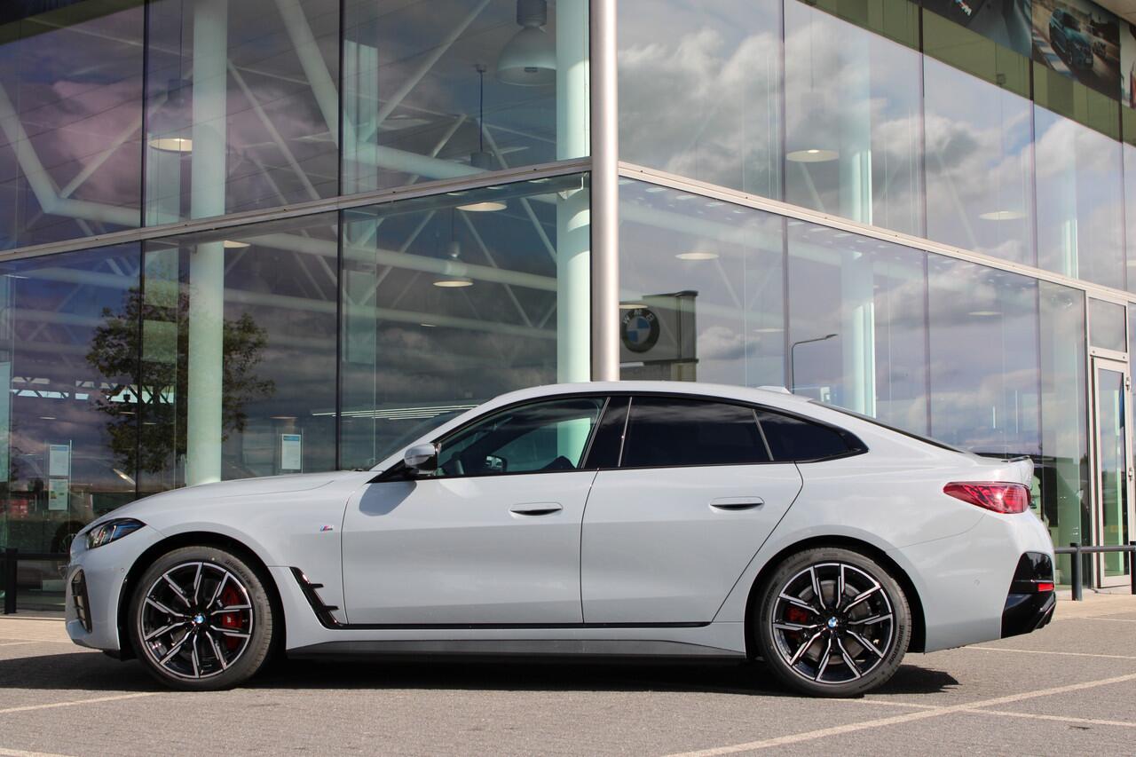 BMW i4 eDrive40 M Sport / Achteruitrijcamera / Comfort Access / Adaptieve LED / Active Cruise Control / Parking Assistant / Stuurverwarming