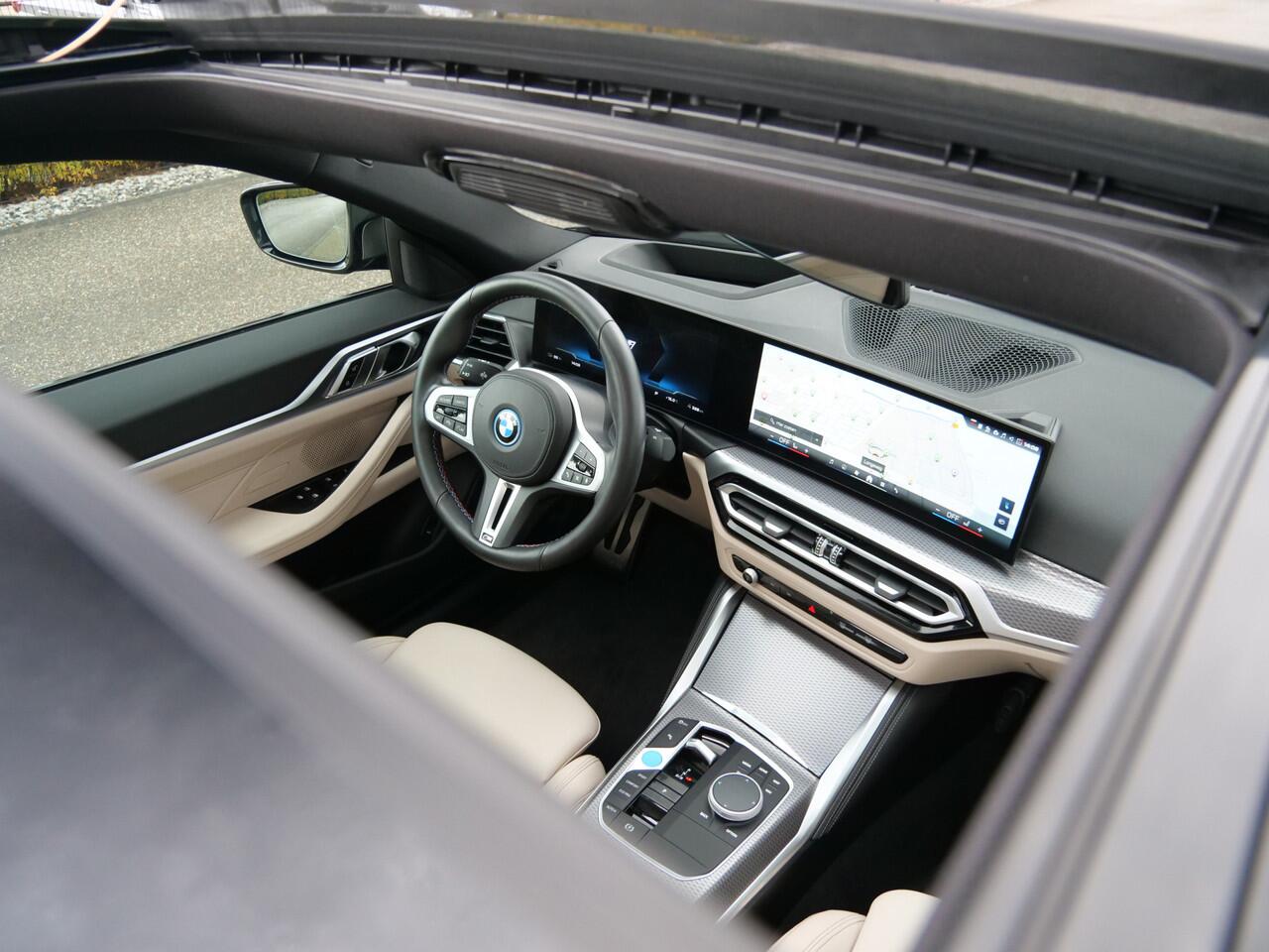 BMW i4 M50 High Executive 84 kWh 544 Pk Automaat Schuifdak / Head-up / Trekhaak / Leer