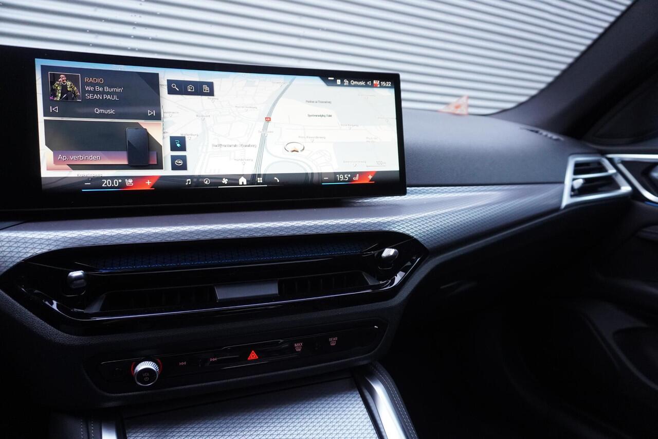 BMW i4 eDrive35 M Sportpakket | Comfort Pack | HiFi System | Comfort Access | Achteruitrijcamera | Stuurwielrand verwarmd