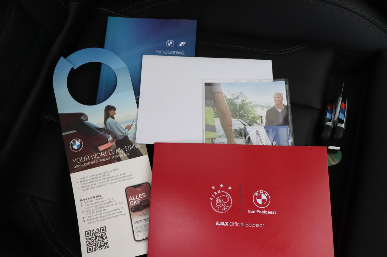 BMW i4 eDrive35 High Executive 70 kWh Schuifdak I HUD I Stoel + Stuurverwarming