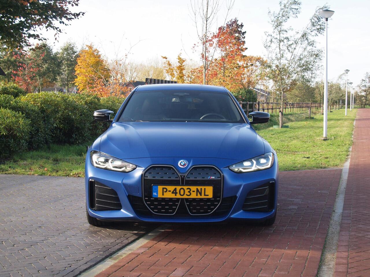 BMW i4 M50 High Executive 84 kWh | SOH 98% | 544 PK | Harman Kardon | Head-Up Display | 360 Camera | Leder interieur | NL-Auto |