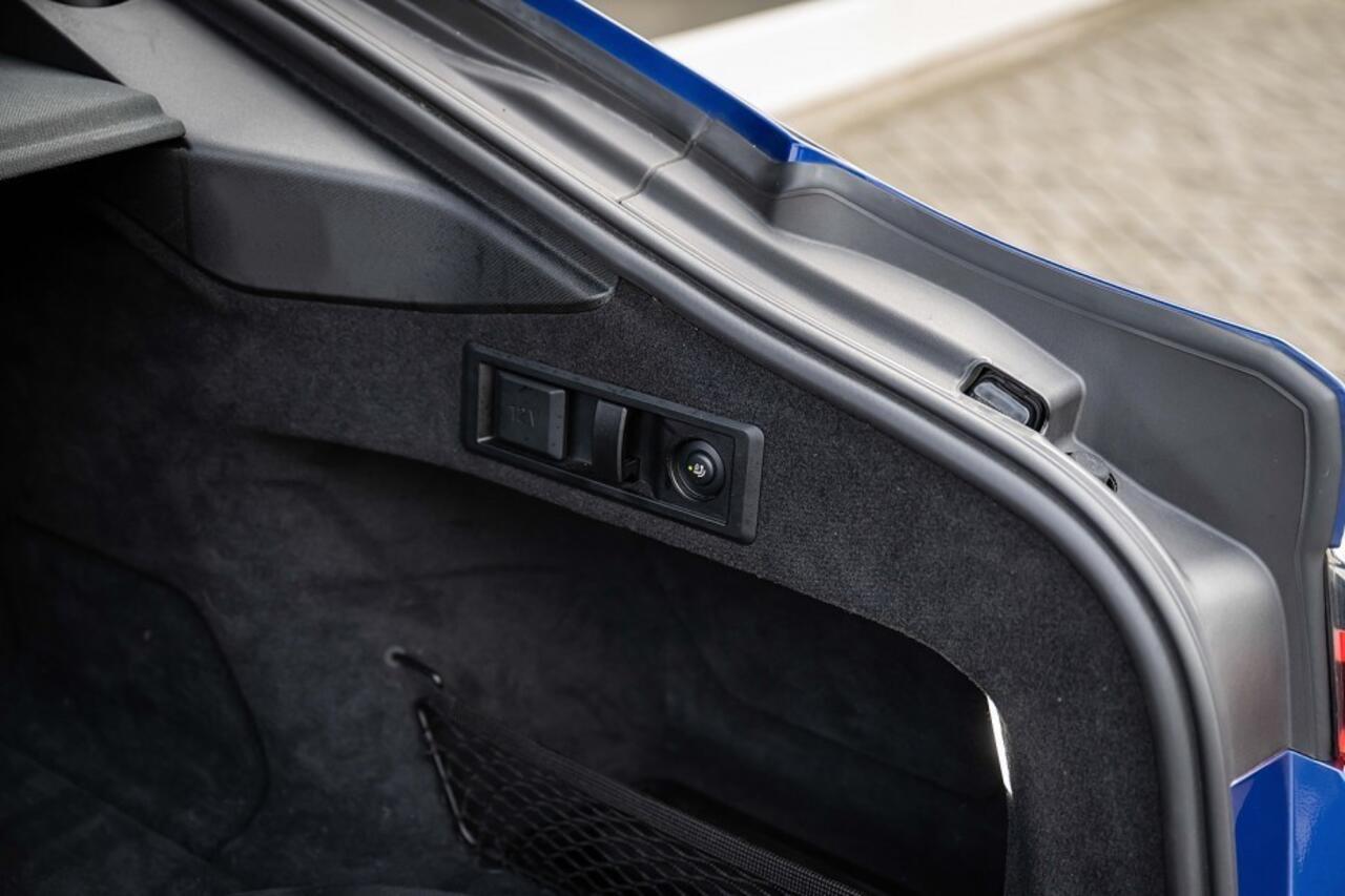 BMW i4 M50 High Executive 84 kWh | M Sport Pro | H/K | Laser | M Seats | Memory | ACC | 360° Camera | Trekhaak | 20' inch | SoH: 95,6% |