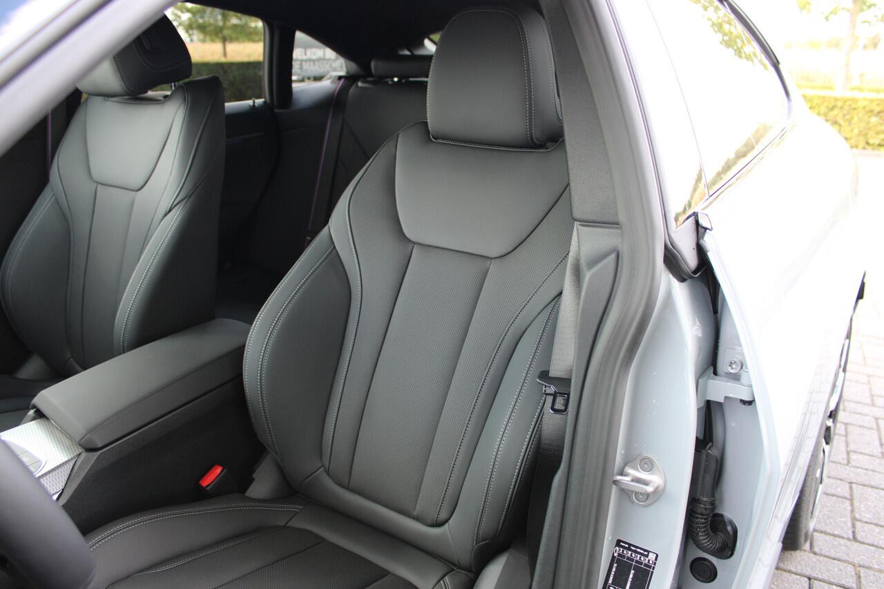 BMW i4 eDrive40 M Sport / Achteruitrijcamera / Comfort Access / Adaptieve LED / Active Cruise Control / Parking Assistant / Stuurverwarming