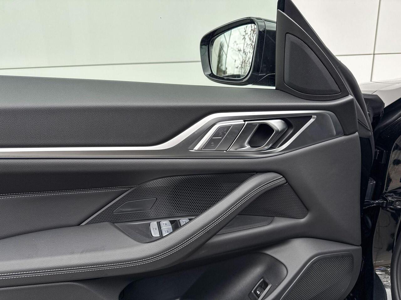 BMW i4 eDrive40 M-Sport | Selections