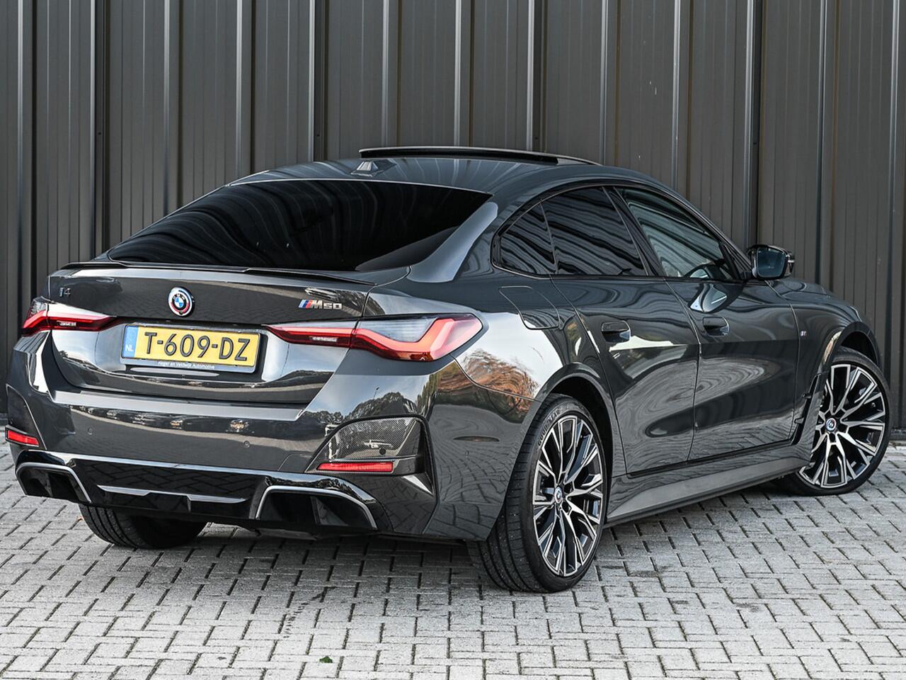 BMW i4 M50 GRAN COUPE HIGH EXECUTIVE 84 kWh 544 PK| M-SPORT PRO | COMFORT ACCESS | CARBON-PAKKET | MEMORY SEATS | LEDER | STUURWIELVERWARMING | ACTIVE CRUISE | HEAD-UP | VIRTUAL COCKPIT | HARMAN/KARDON SOUND SYSTEM