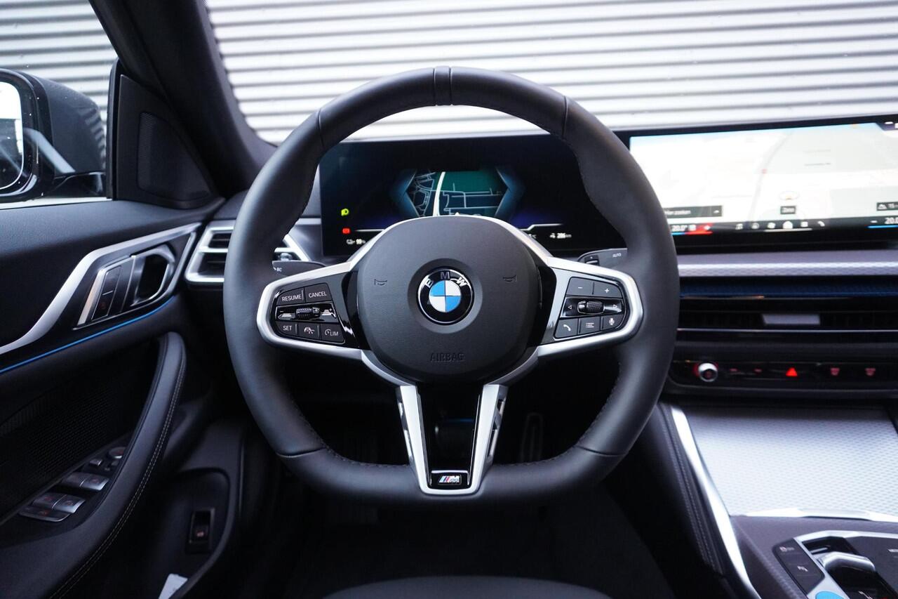 BMW i4 eDrive35 M Sportpakket | Comfort Pack | HiFi System | Comfort Access | Achteruitrijcamera | Stuurwielrand verwarmd