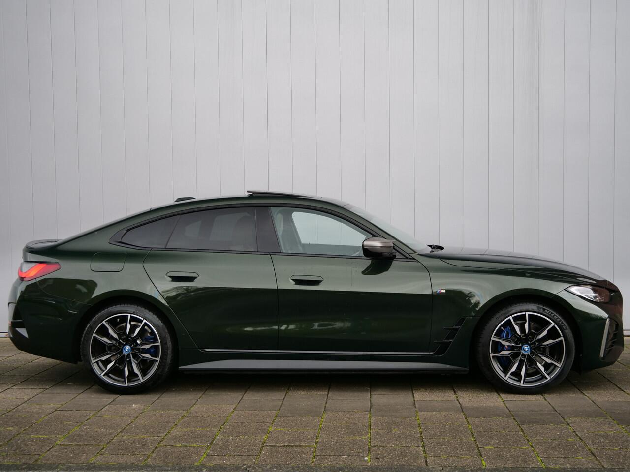 BMW i4 M50 High Executive 84 kWh 544 Pk Automaat Schuifdak / Head-up / Trekhaak / Leer