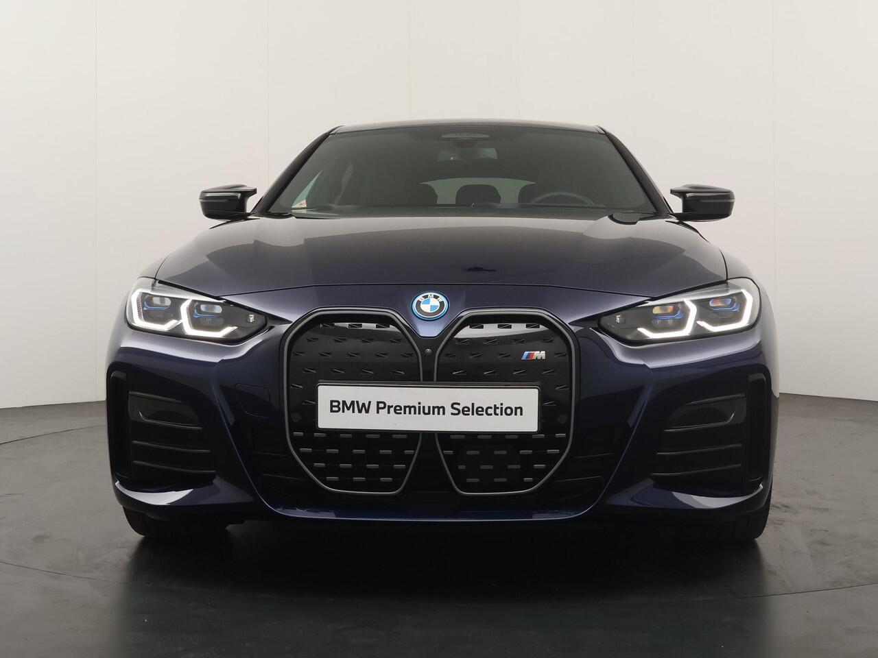 BMW i4 M50 High Executive 84 kWh | Driving Assistant Professional | Trekhaak | Harman Kardon |