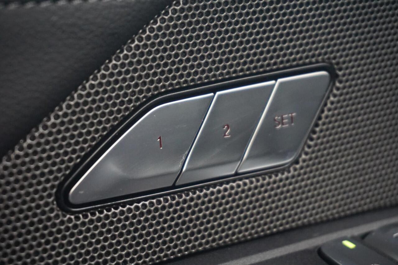 BMW i4 eDrive40 M Sport Pro | Elektrisch schuif-kanteldak / Memory Stoelen / Harman Kardon / Comfort Access / Stoel & Stuurwiel verwarming