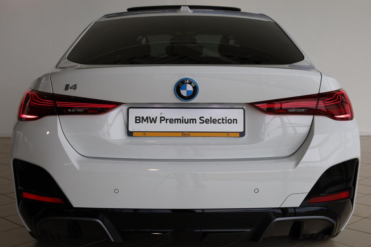 BMW i4 eDrive40 | M Sportpakket | Innovation Pack | Comfort Pack