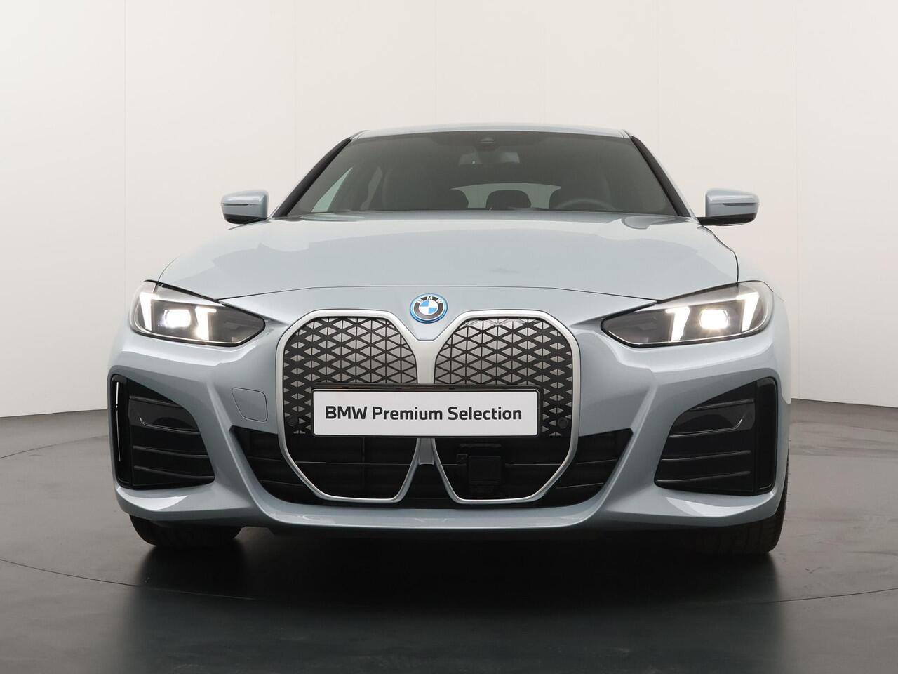 BMW i4 eDrive35 M Sport Edition 70 kWh | Comfort Pack | Glazendak | Getint Glas | 19inch | Ekris Selection