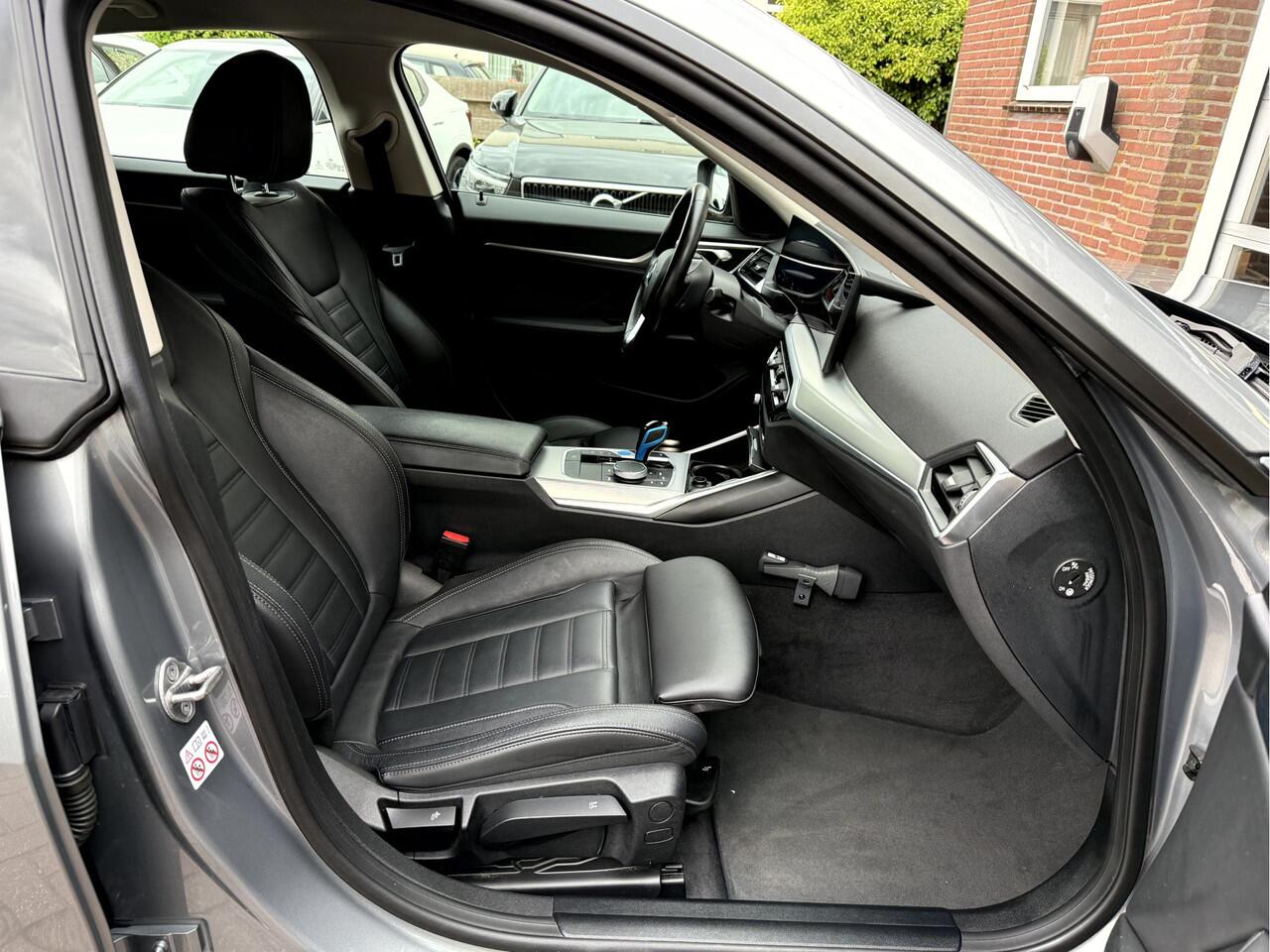 BMW i4 eDrive40 High Executive 84 kWh Camera, 18''Lmv, elek.Trekhaak