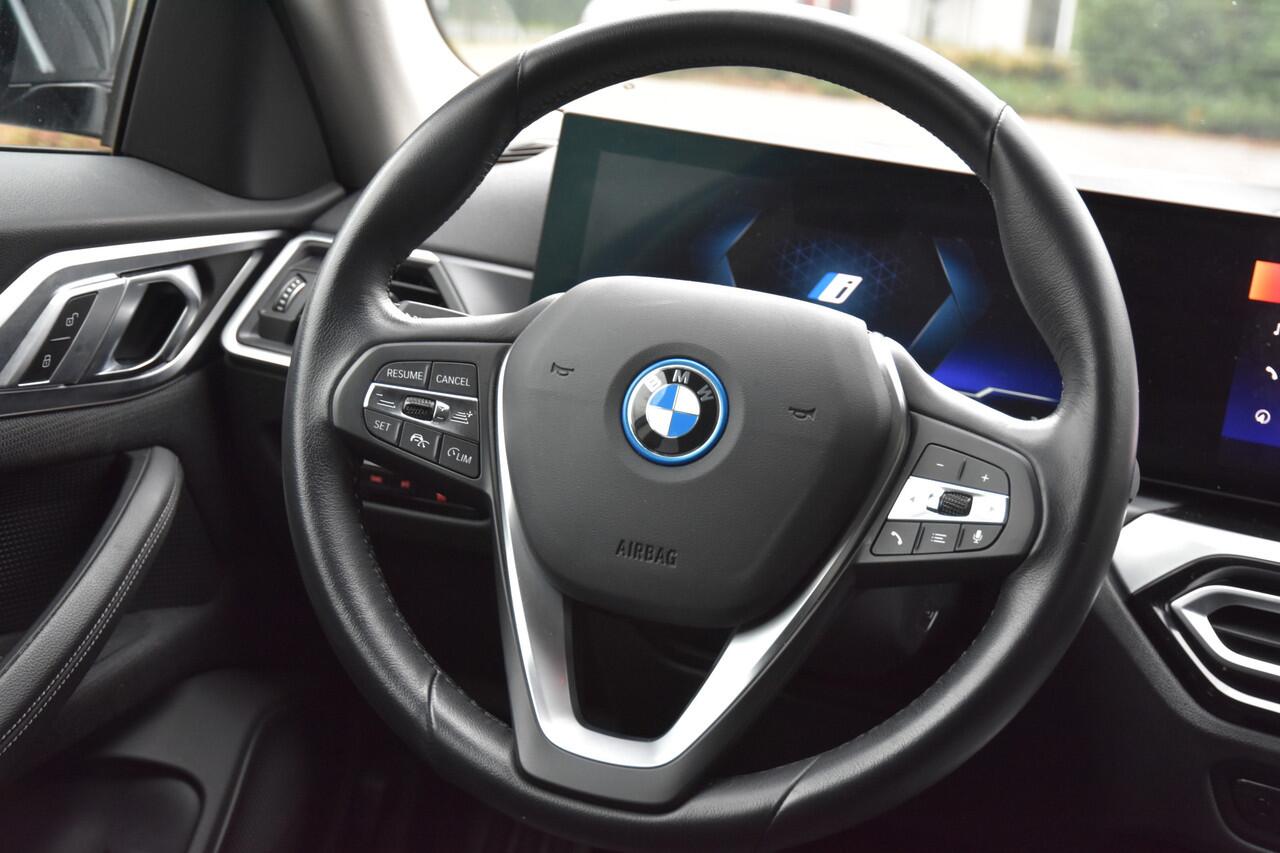 BMW i4 eDrive40 High Executive 84 kWh | 340PK | 18"LMV | CAMERA