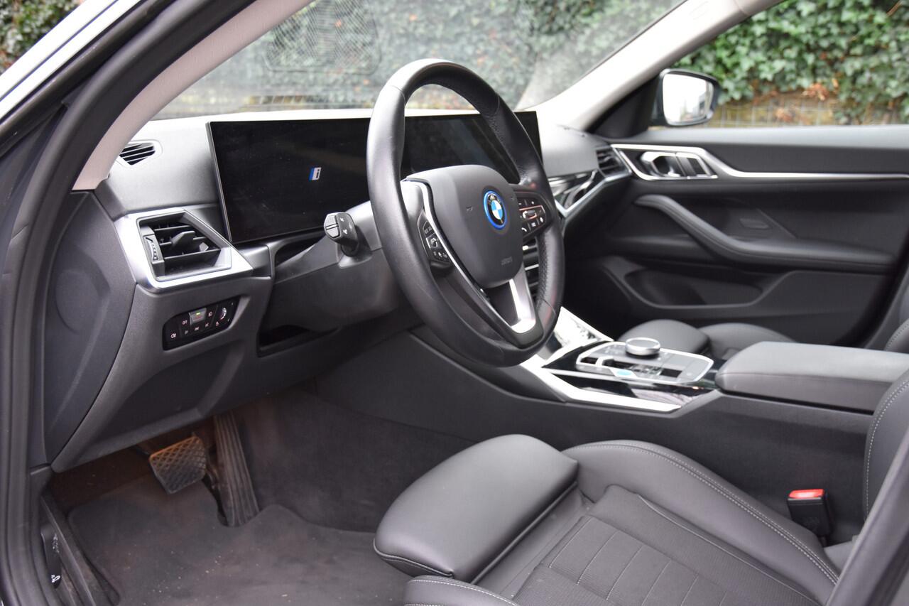 BMW i4 eDrive40 High Executive 84 kWh | 340PK | 18"LMV | CAMERA